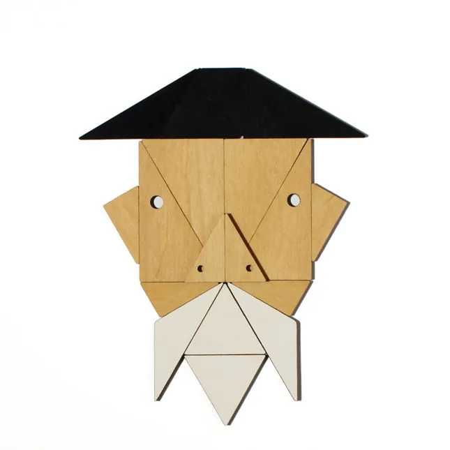 Ejemplo de cara armada con los triángulos del puzzle libre de Trianguland