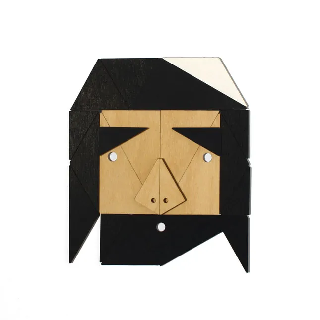 Ejemplo de cara armada con los triángulos del puzzle libre de Trianguland